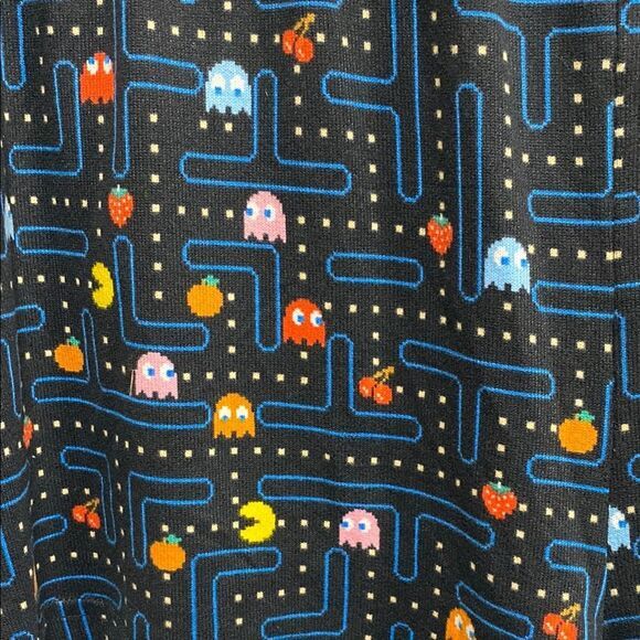 Pac-Man Retro Maze Print Shorts Size 3X 22W–24W Gamer Lounge Sleepwear - Picture 5 of 10